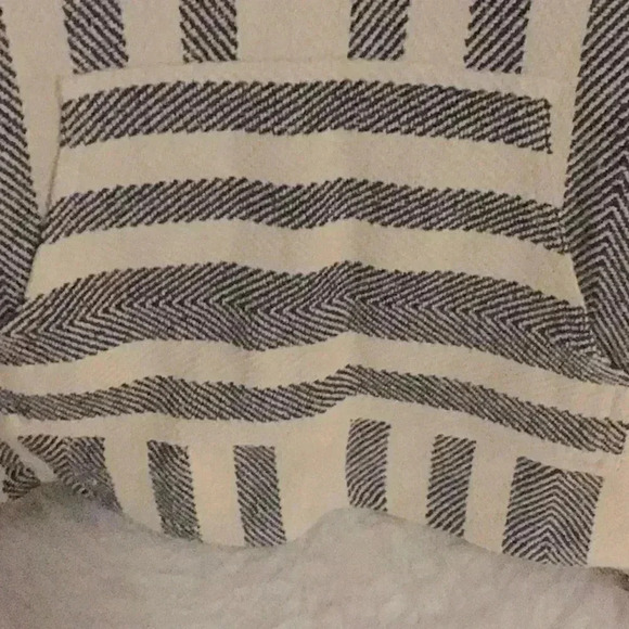 Beach Life Women Stripe Poncho Hoodie Pullover Size L - Picture 6 of 6